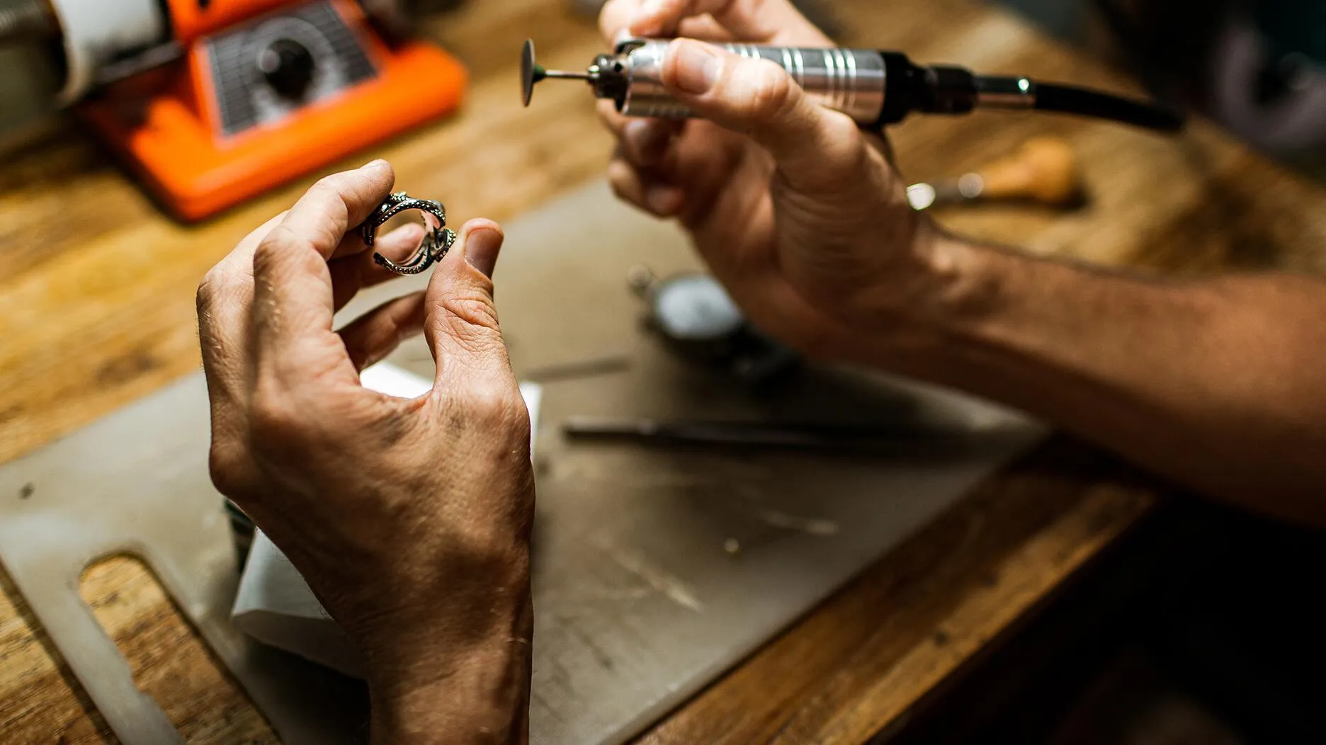 Ben Bridge Jeweler приобретает Olympic Manufacturing