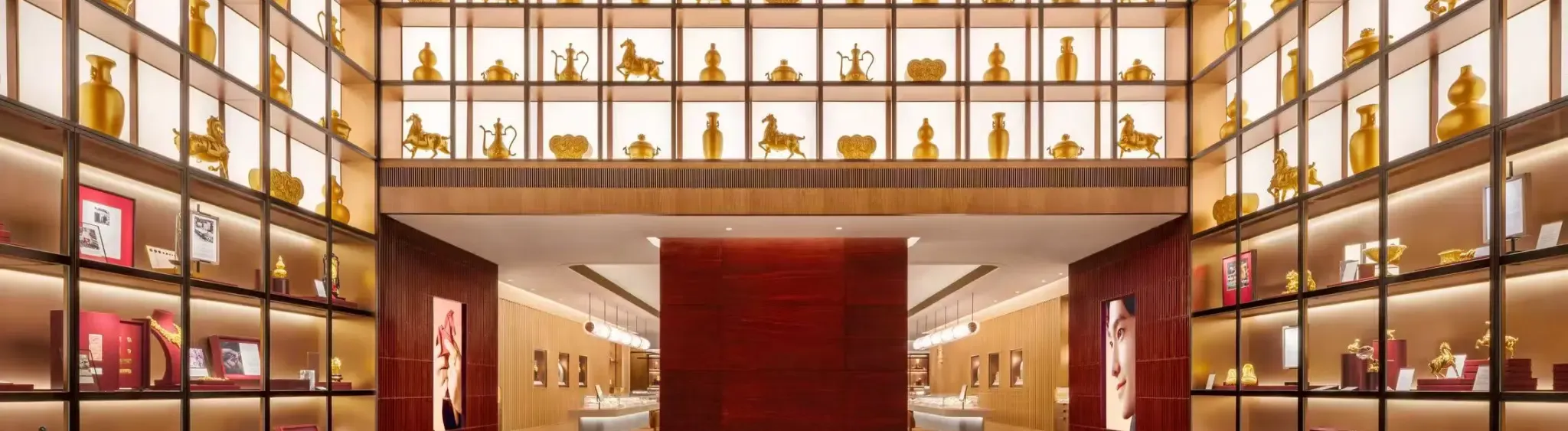 Chow Tai Fook открывает флагманский...