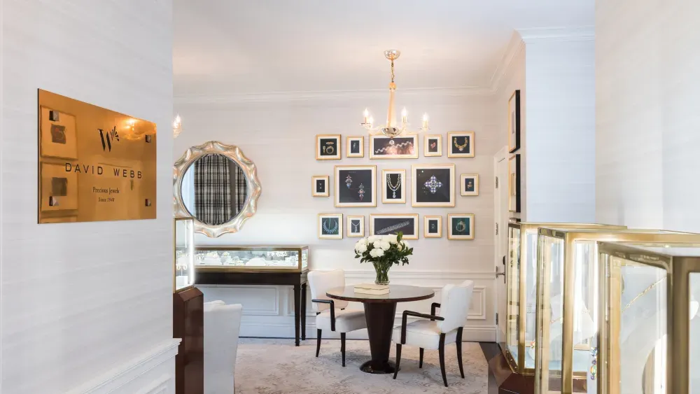 David Webb открывает бутик в Калифо...