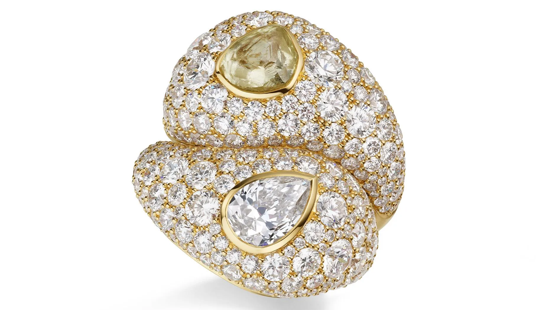 De Beers представила украшения с артизанальными алмазами