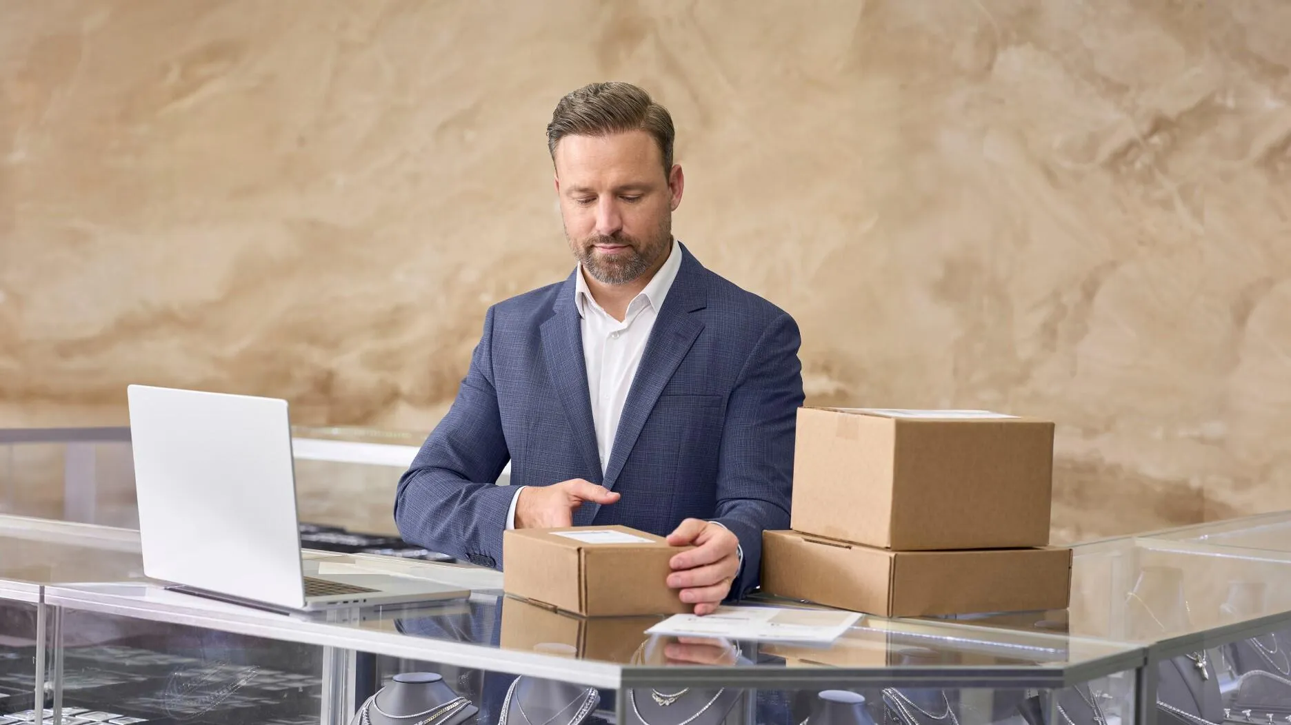 JM Shipping Solution: Безопасная до...