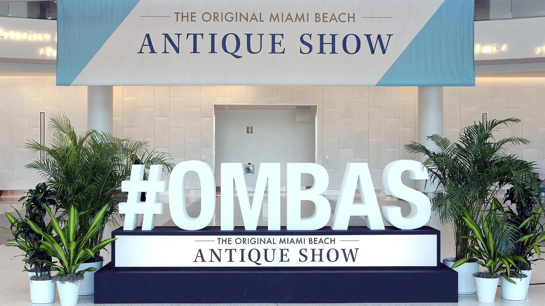 Miami Beach Antique Show: Антиквариат, винтаж, часы