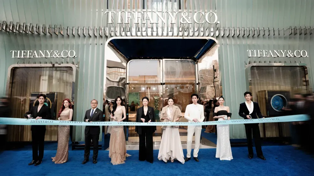 Tiffany & Co. открывает флагманский магазин в Пеки...