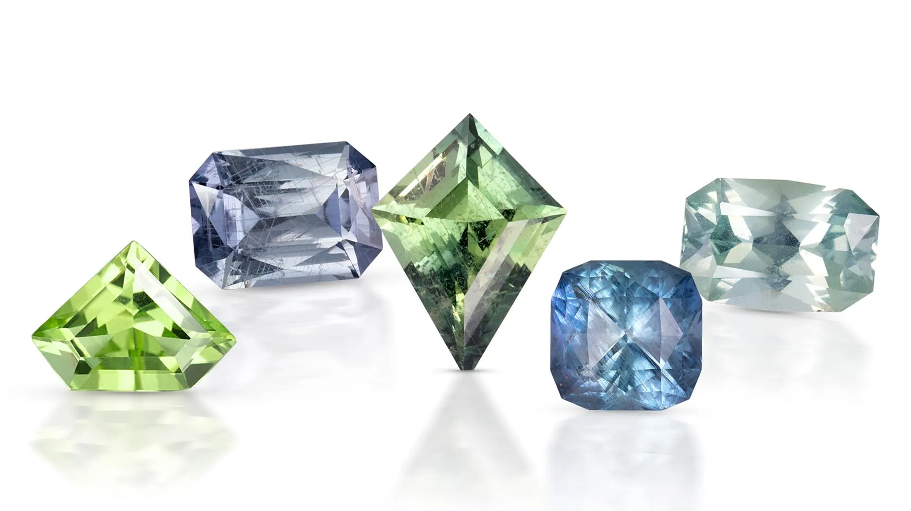 Анализ рынка цветных камней: тренды и вызовы 2023