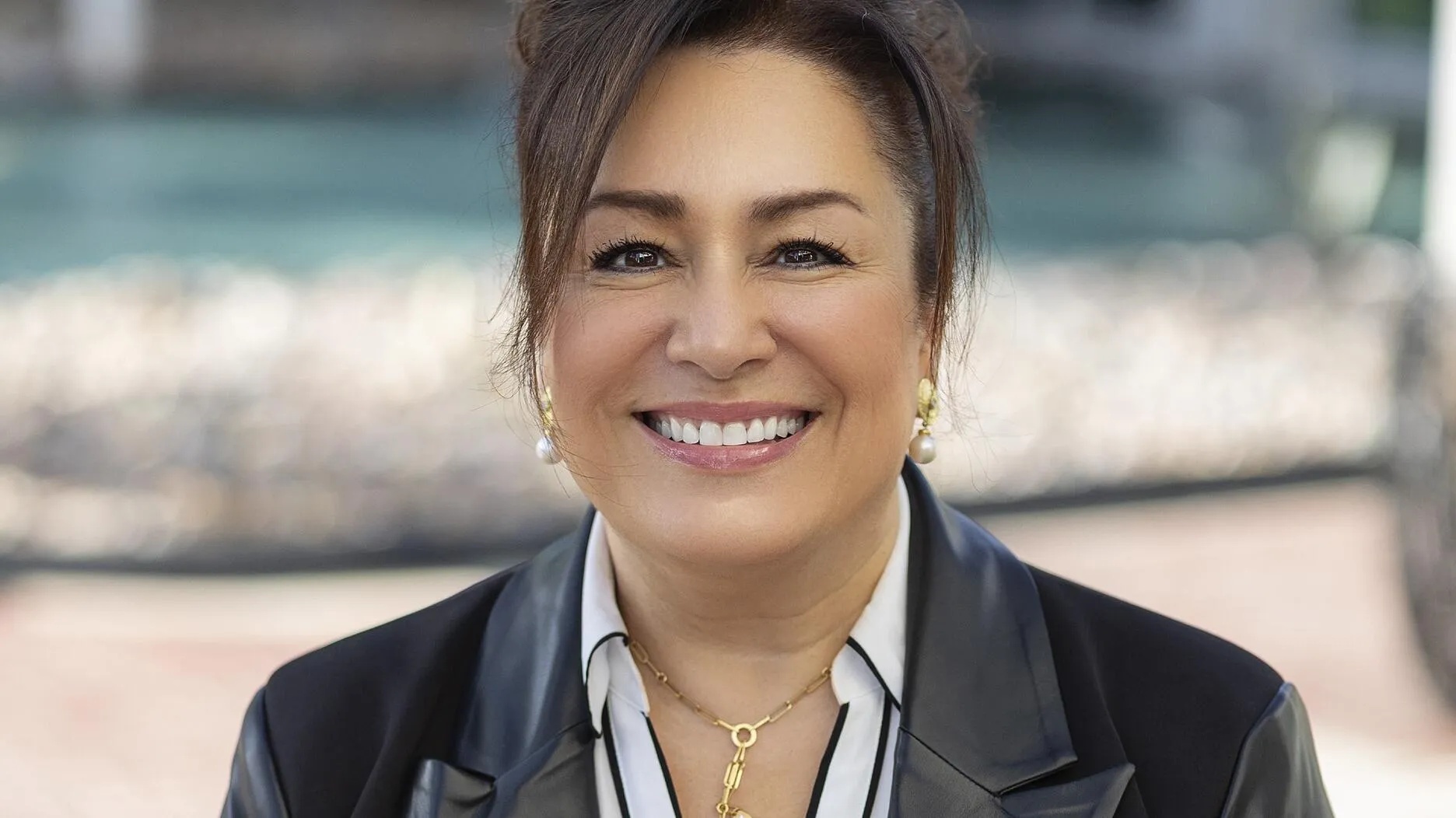 Шерри Смит присоединяется к The Retail Smiths