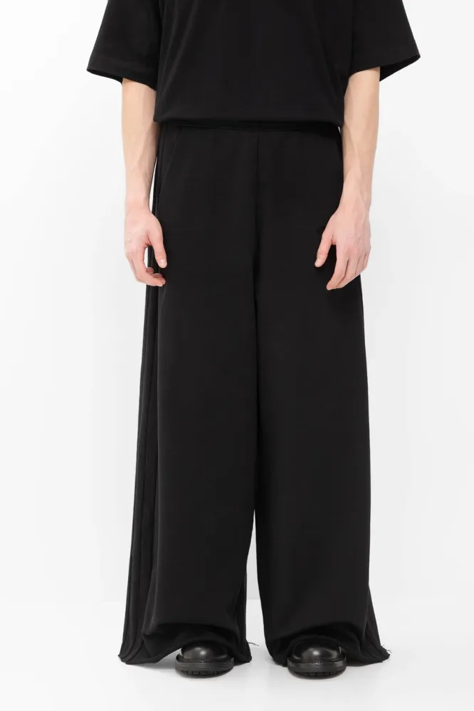 Брюки Vetements: Широкие, Стильные, Комфортные