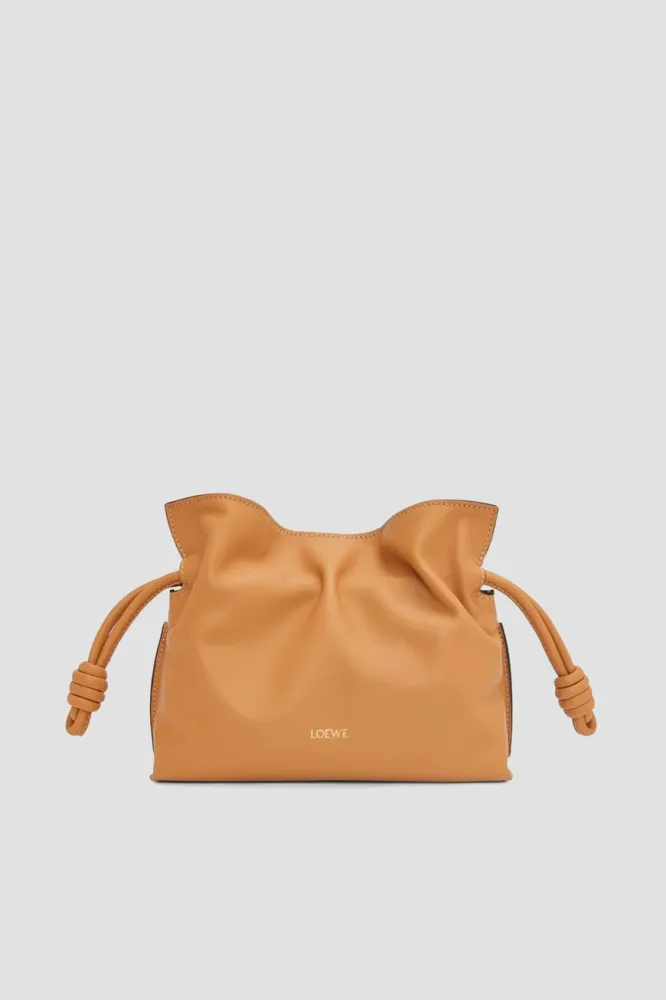 Клатч Loewe Flamenco: кожаная сумка | Купить онлайн