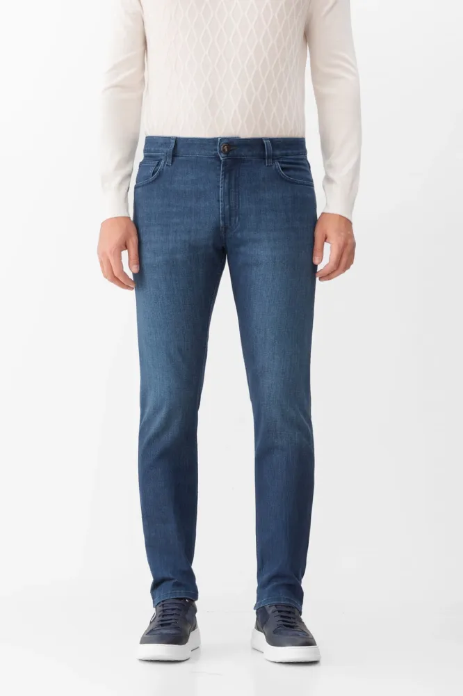 Джинсы Stefano Ricci: стиль и качество