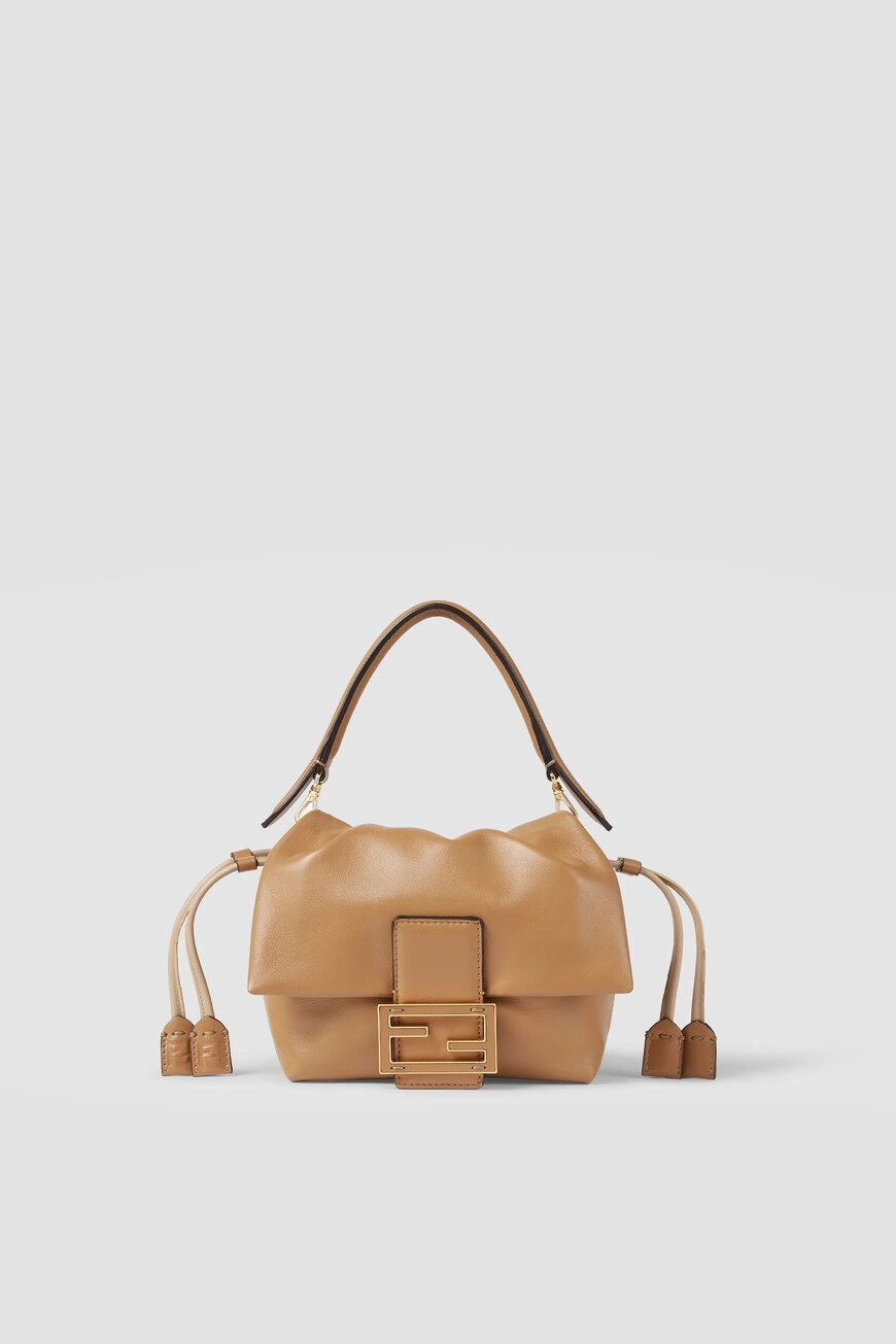 Сумка Fendi Mamma Baguette | Кожа, Капучино | Купить Онлайн