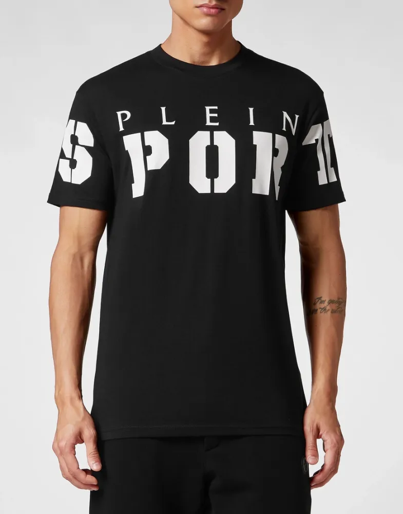 Футболка Plein Sport: Стиль Чемпионов для Активной Жизни
