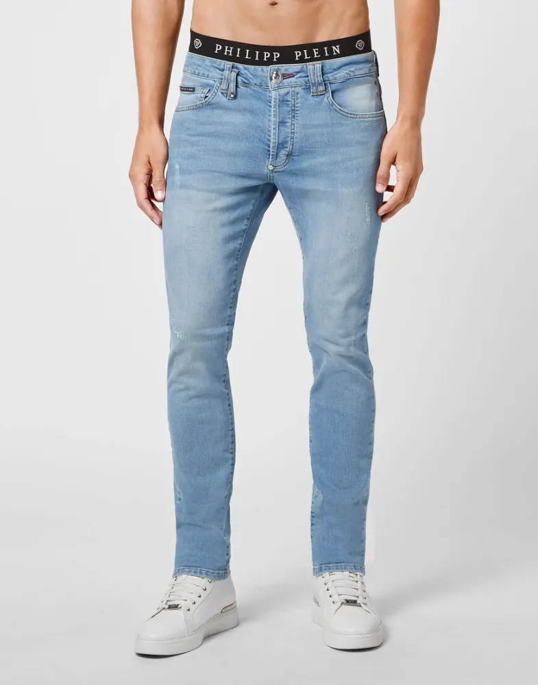 Прямые джинсы Philipp Plein: Стиль и Харизма